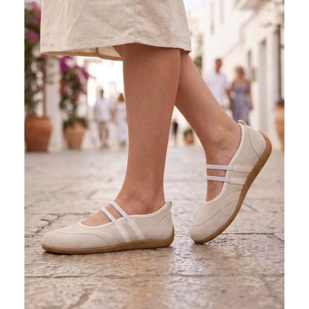 Soft Sole Slip On Mary Jane Cream Faux Suede Ballet Flats Elastic Straps 8.5/39